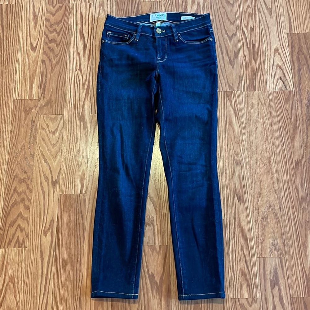 FRAME Le‎ Skinny de Jeanne Queen's Way Size 26 EUC